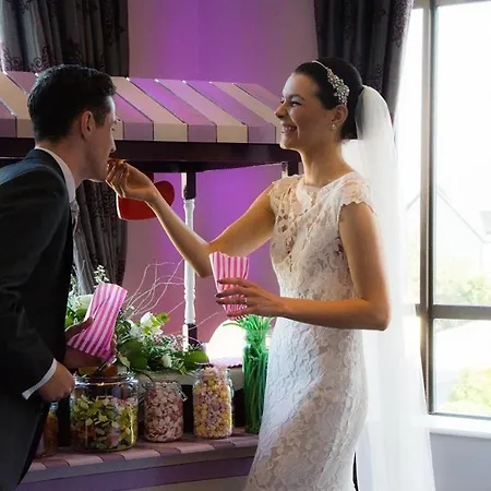 The Bay & Luxury Kenmare