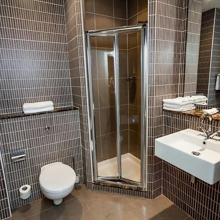 The Bay & Luxury 3* Kenmare