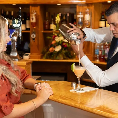 The Bay & Luxury فندق 3*