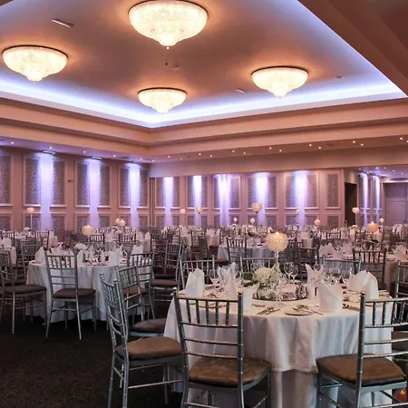 The Bay & Luxury فندق 3*