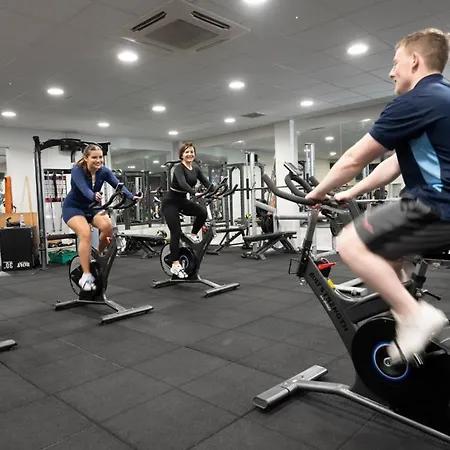 فندق The Bay & Luxury كينمير