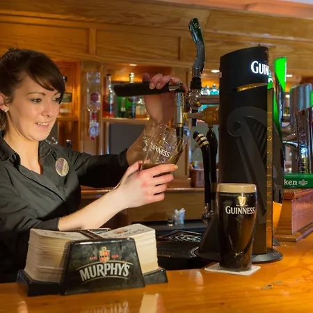 فندق The Bay & Luxury