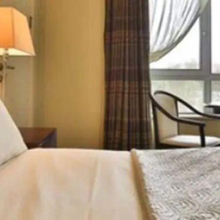 The Bay & Luxury Kenmare