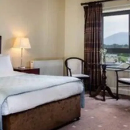The Bay & Luxury Hotel Kenmare