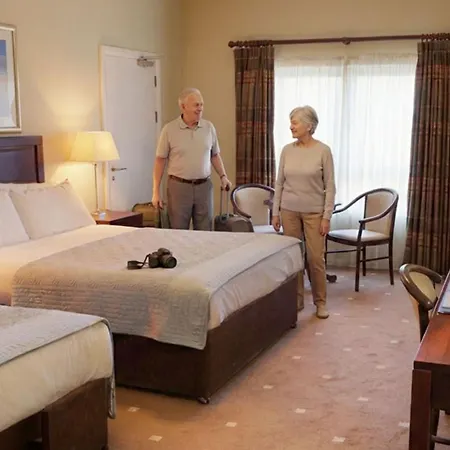 The Bay & Luxury 3* Kenmare