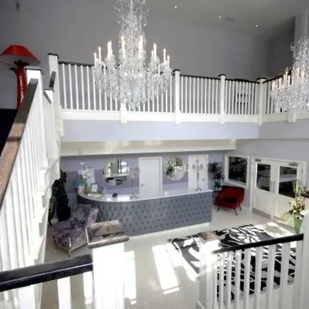 The Bay & Luxury فندق كينمير