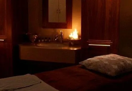 The Bay & Luxury 3* Kenmare