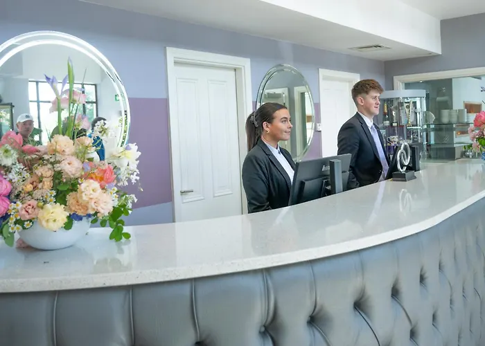 The Bay & Luxury 호텔 3*