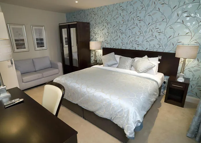 The Bay & Luxury 3* Kenmare