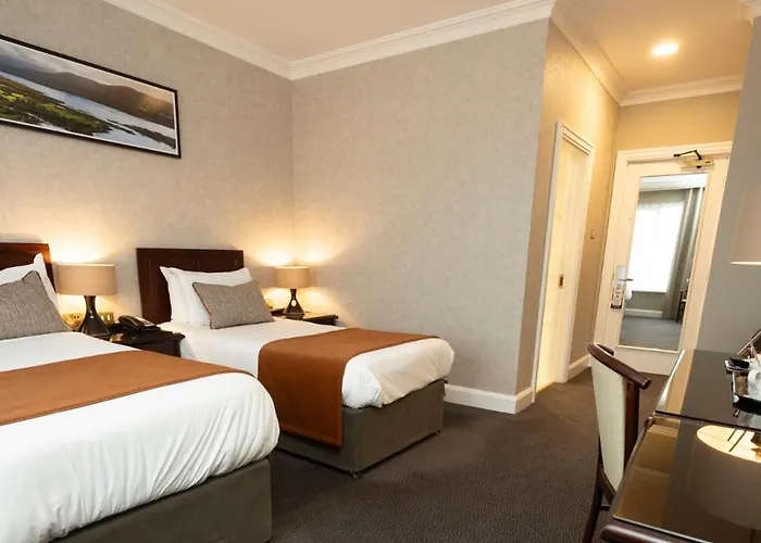 The Bay & Luxury Kenmare