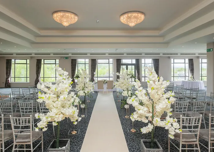 The Bay & Luxury Hotel Kenmare