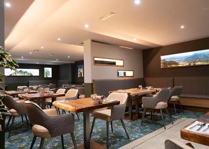 The Bay & Luxury 3* 켄마어