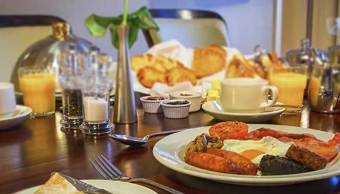 Hotell The Bay & Luxury Kenmare