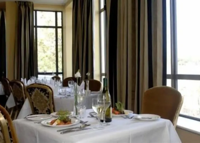 Hotel The Bay & Luxury 3*