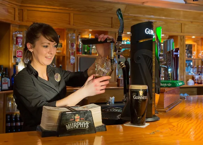 호텔 The Bay & Luxury