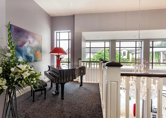 The Bay & Luxury 3* 켄마어