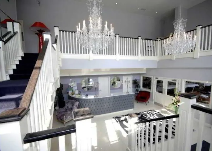 The Bay & Luxury 호텔 켄마어